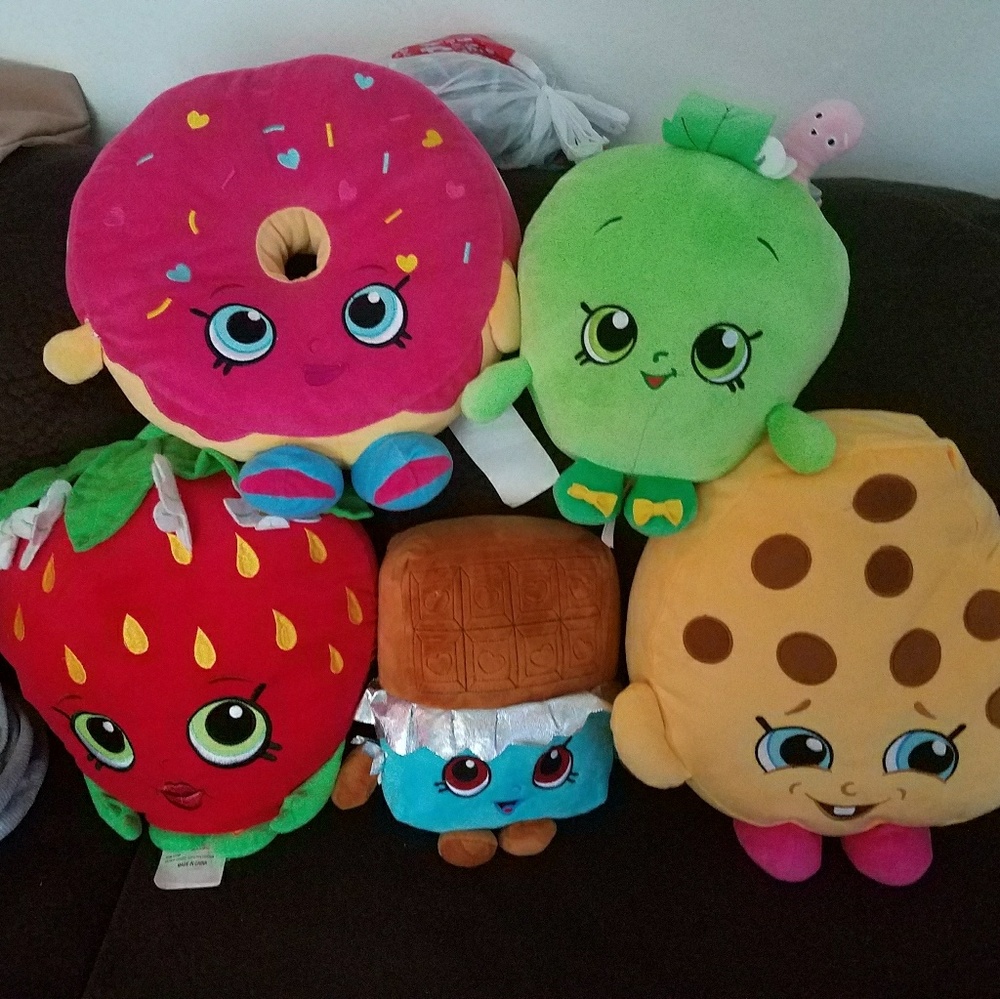 Shopkins plush lot 8